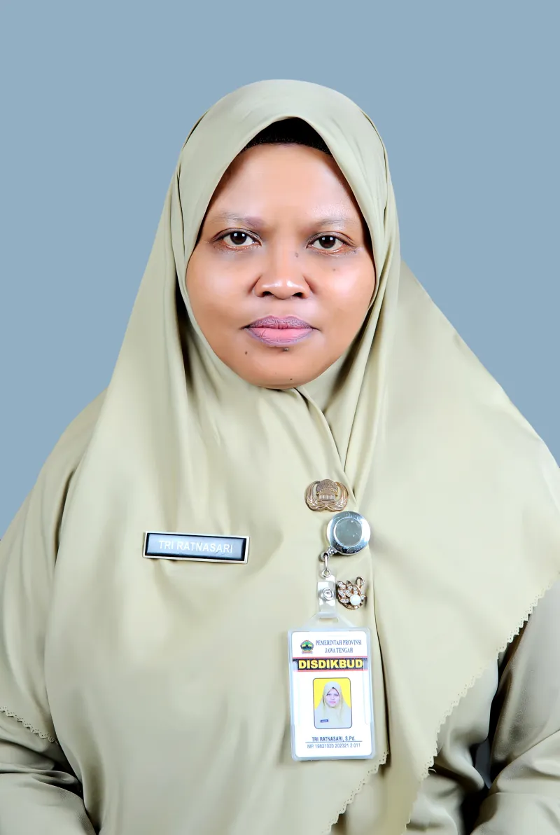 Tri Ratnasari, S.Pd